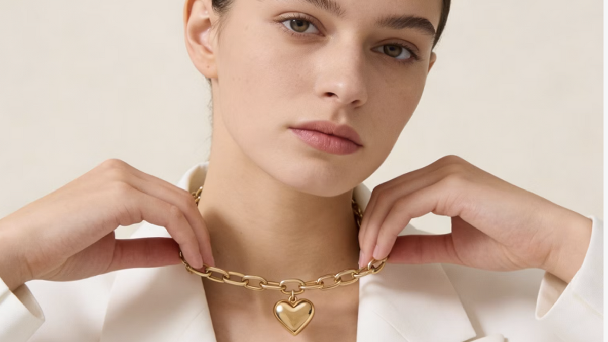 The Simple Formula for an Everyday Jewelry Collection