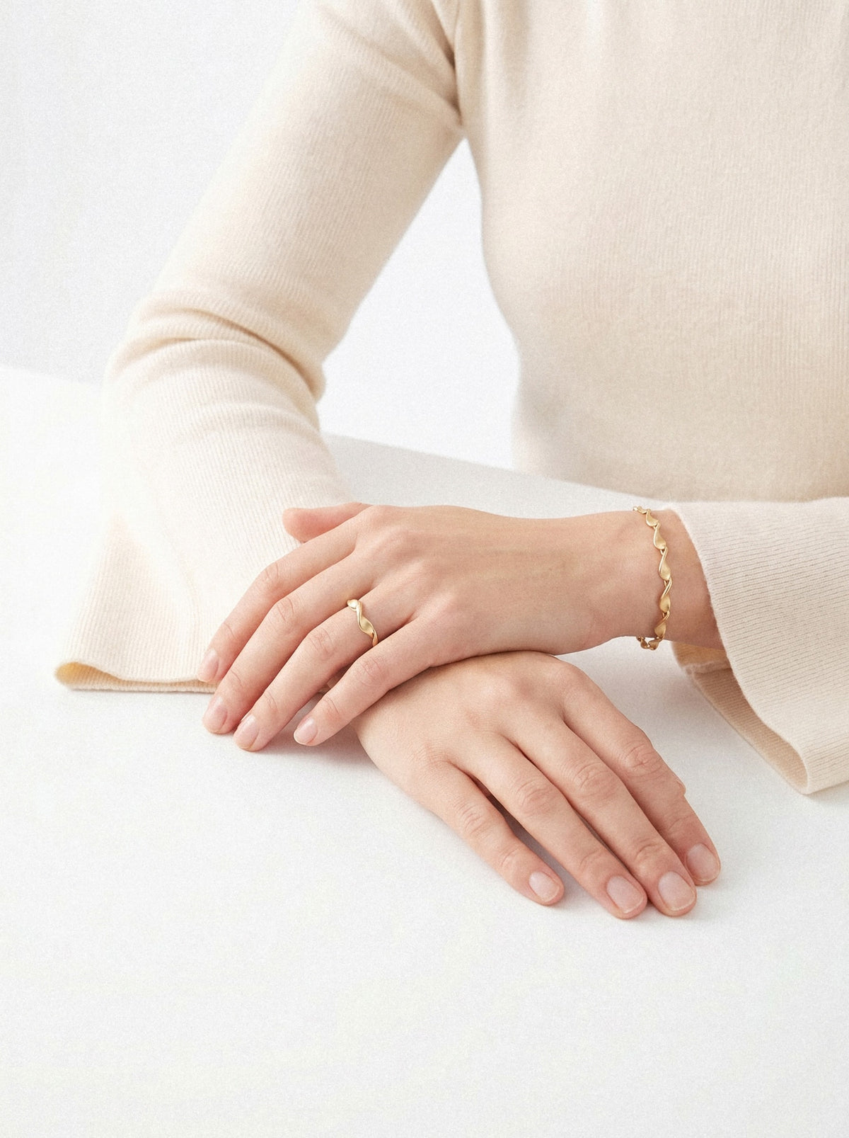 Organic Link Bracelet