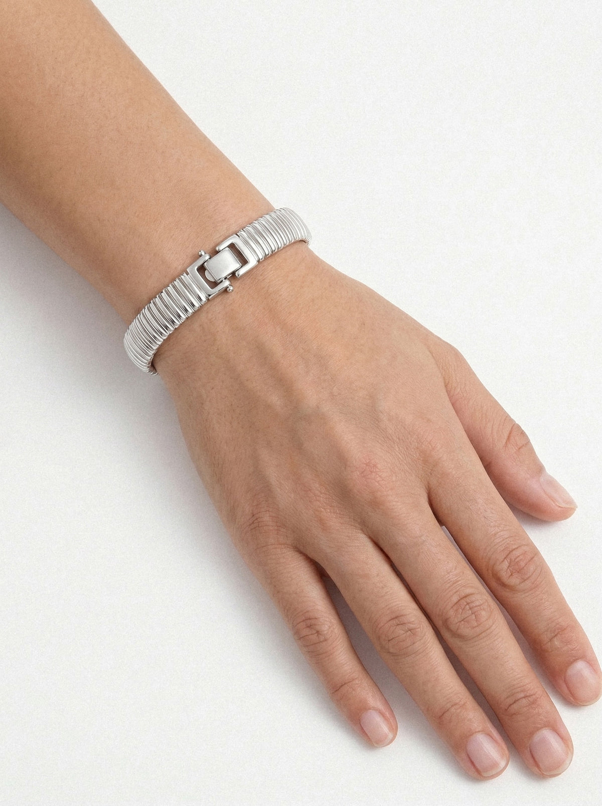 Ribbed Link Bracelet